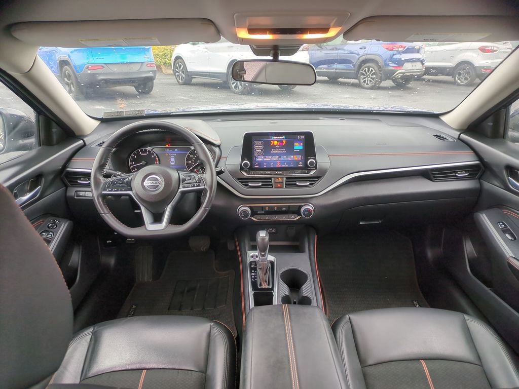 Used 2022 Nissan Altima 2.5 SR image 9
