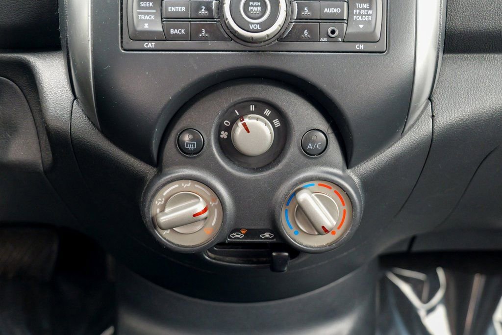 Used 2012 Nissan Versa SV w/ Convenience Pkg FWD image 46