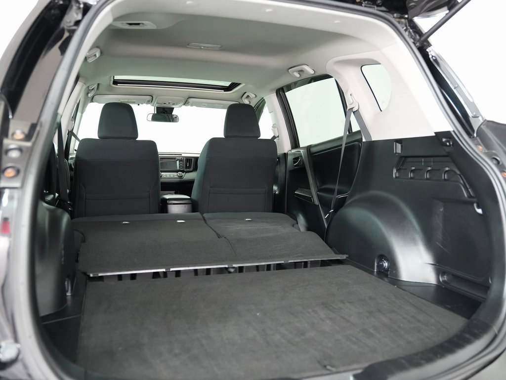 Used 2017 Toyota RAV4 XLE image 38