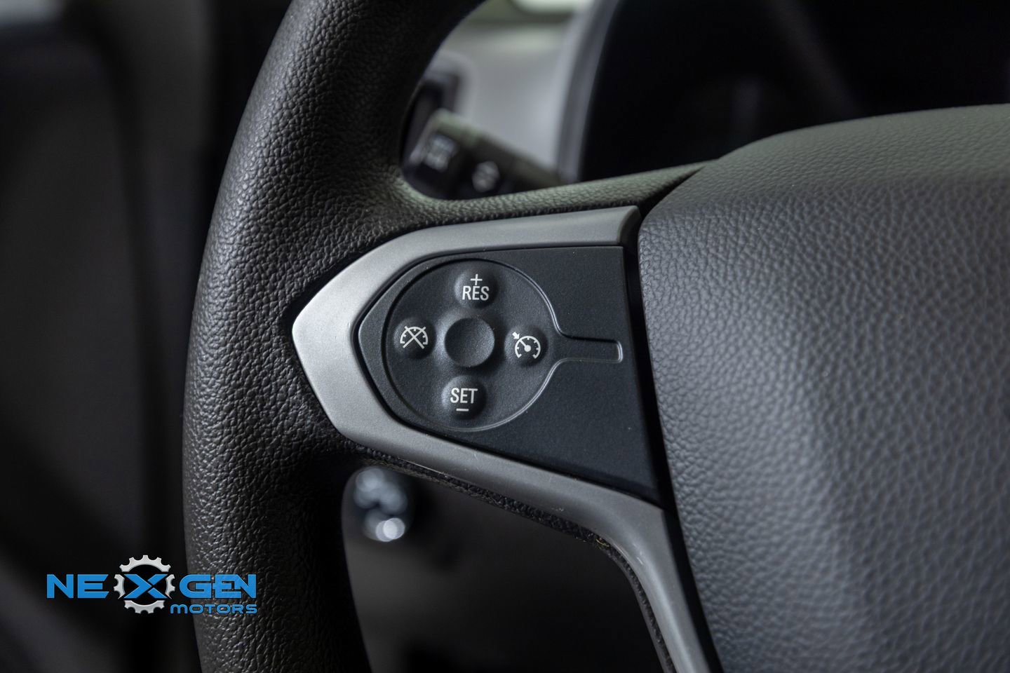 Used 2020 Chevrolet Colorado W/T w/ WT Convenience Package RWD image 14