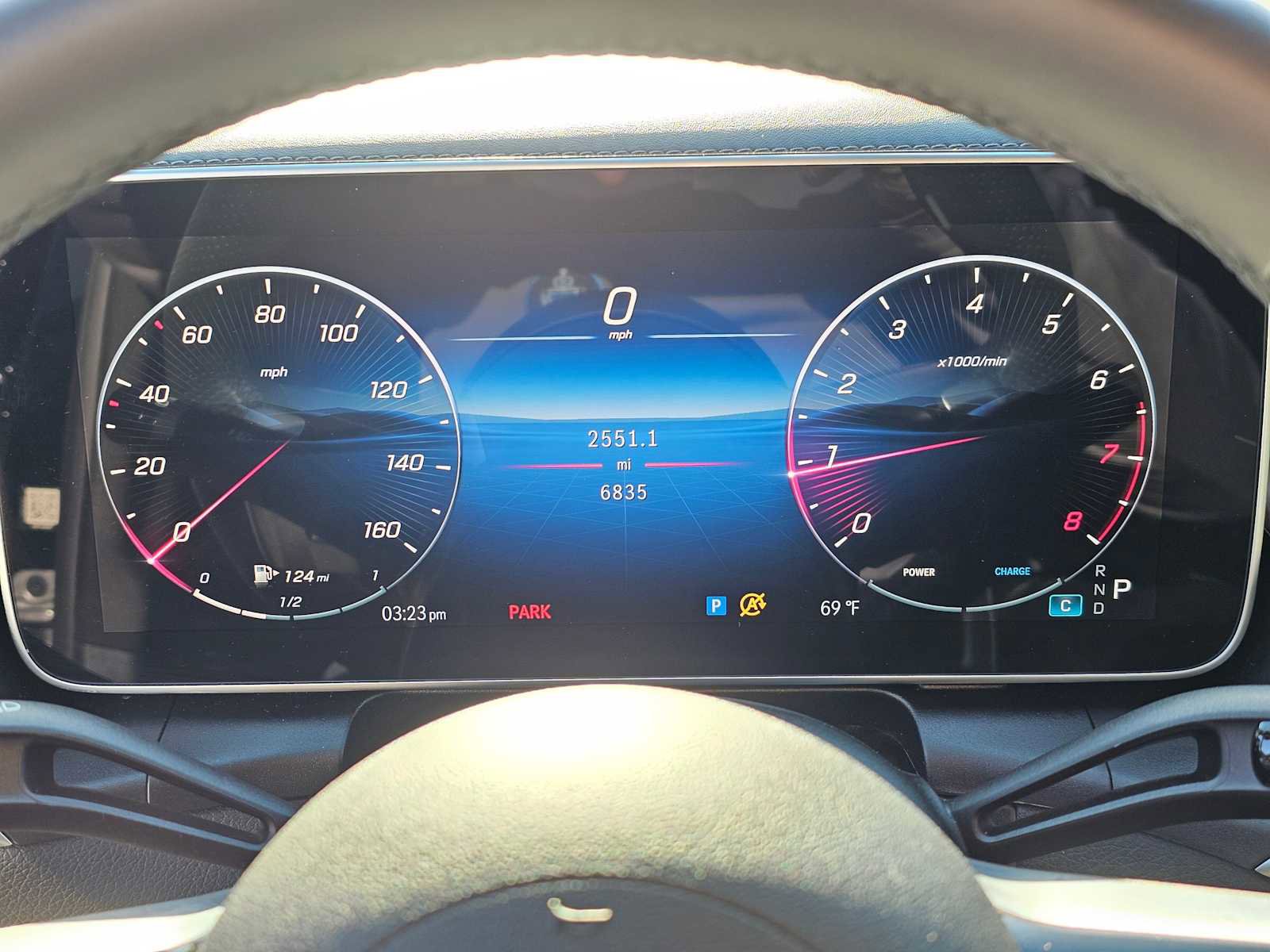 Used 2025 Mercedes-Benz GLC 300 image 23