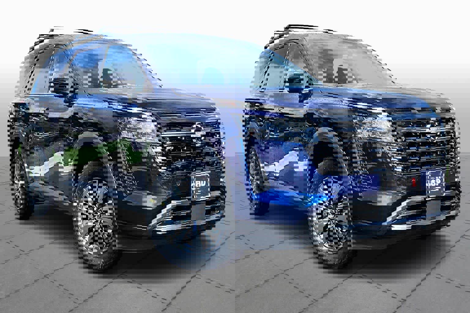 New 2026 Nissan Pathfinder SV image 2