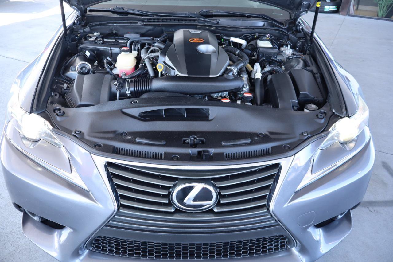 Used 2016 Lexus IS 200t RWD image 38