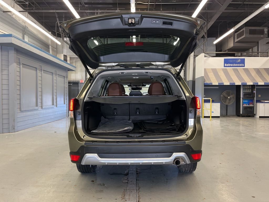 Certified 2023 Subaru Forester Touring w/ Popular Package #3 image 10