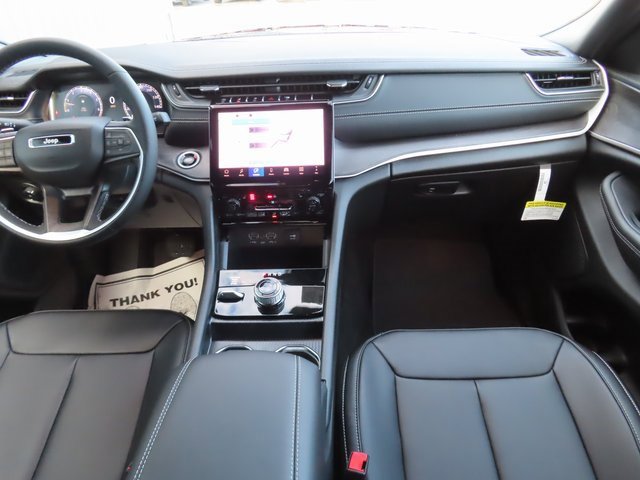 New 2025 Jeep Grand Cherokee L Limited w/ Trailer Tow Package image 25