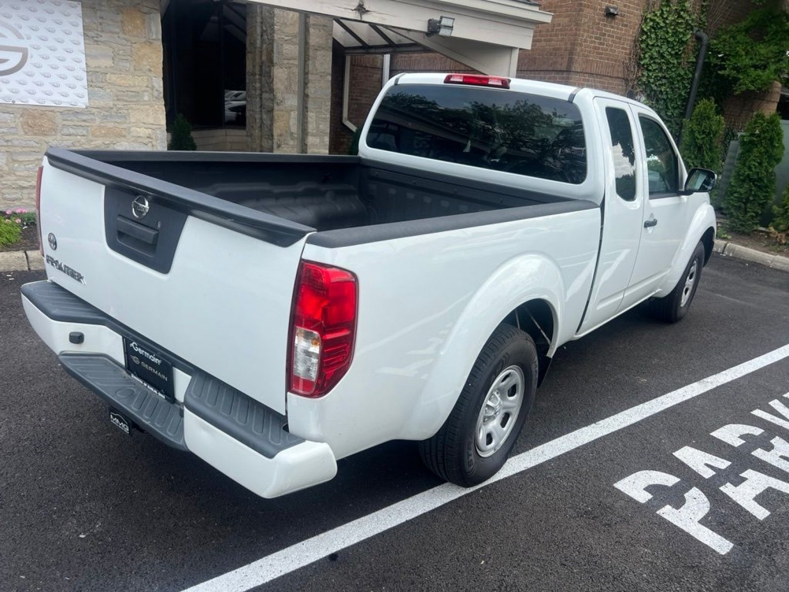 Used 2018 Nissan Frontier S RWD image 10