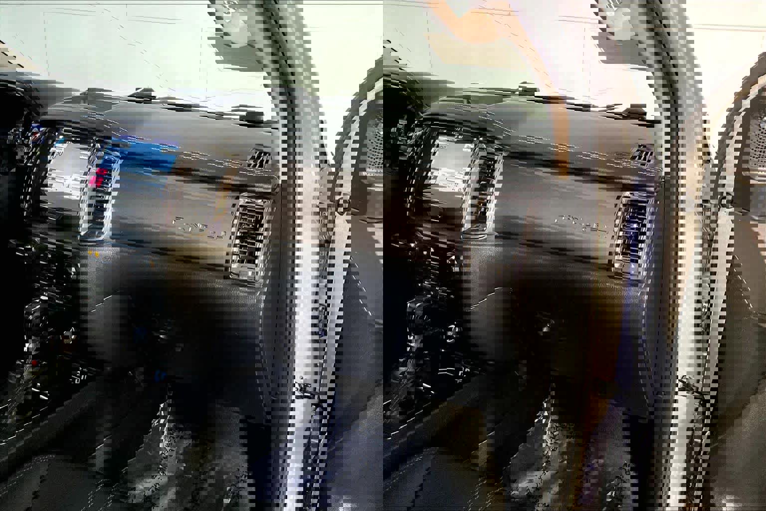 Used 2019 Ford Ranger Lariat w/ Equipment Group 501A Mid image 19