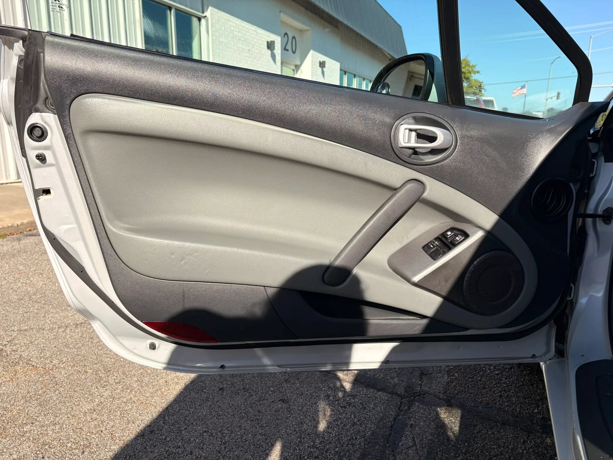 Used 2007 Mitsubishi Eclipse GT FWD image 10