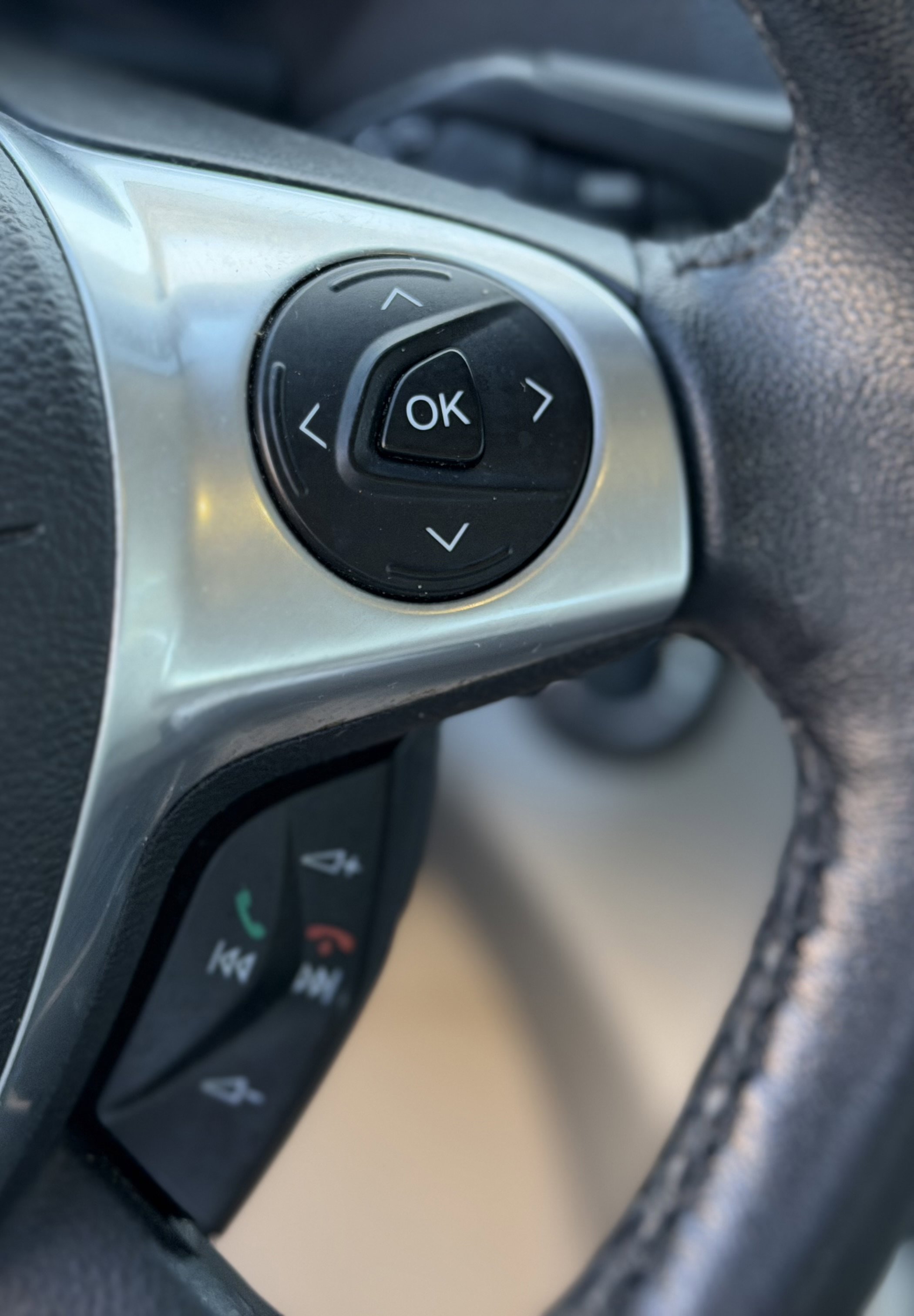 Used 2016 Ford C-MAX Energi SEL image 26