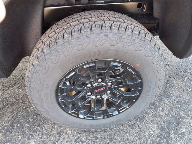 New 2026 GMC Canyon Elevation w/ Convenience Package image 31