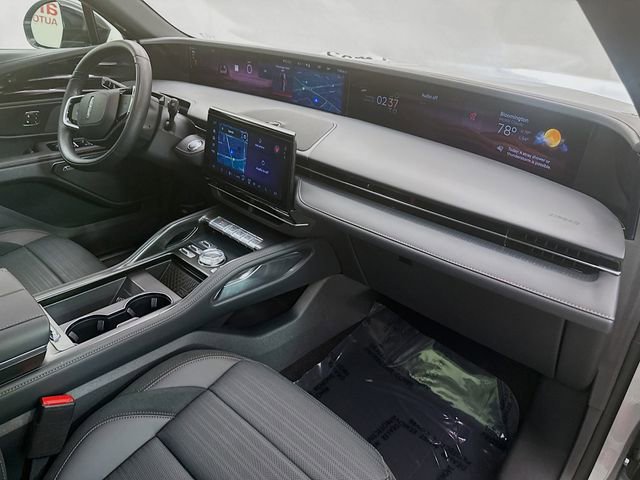 Used 2025 Lincoln Nautilus Reserve w/ Jet Appearance Package image 31