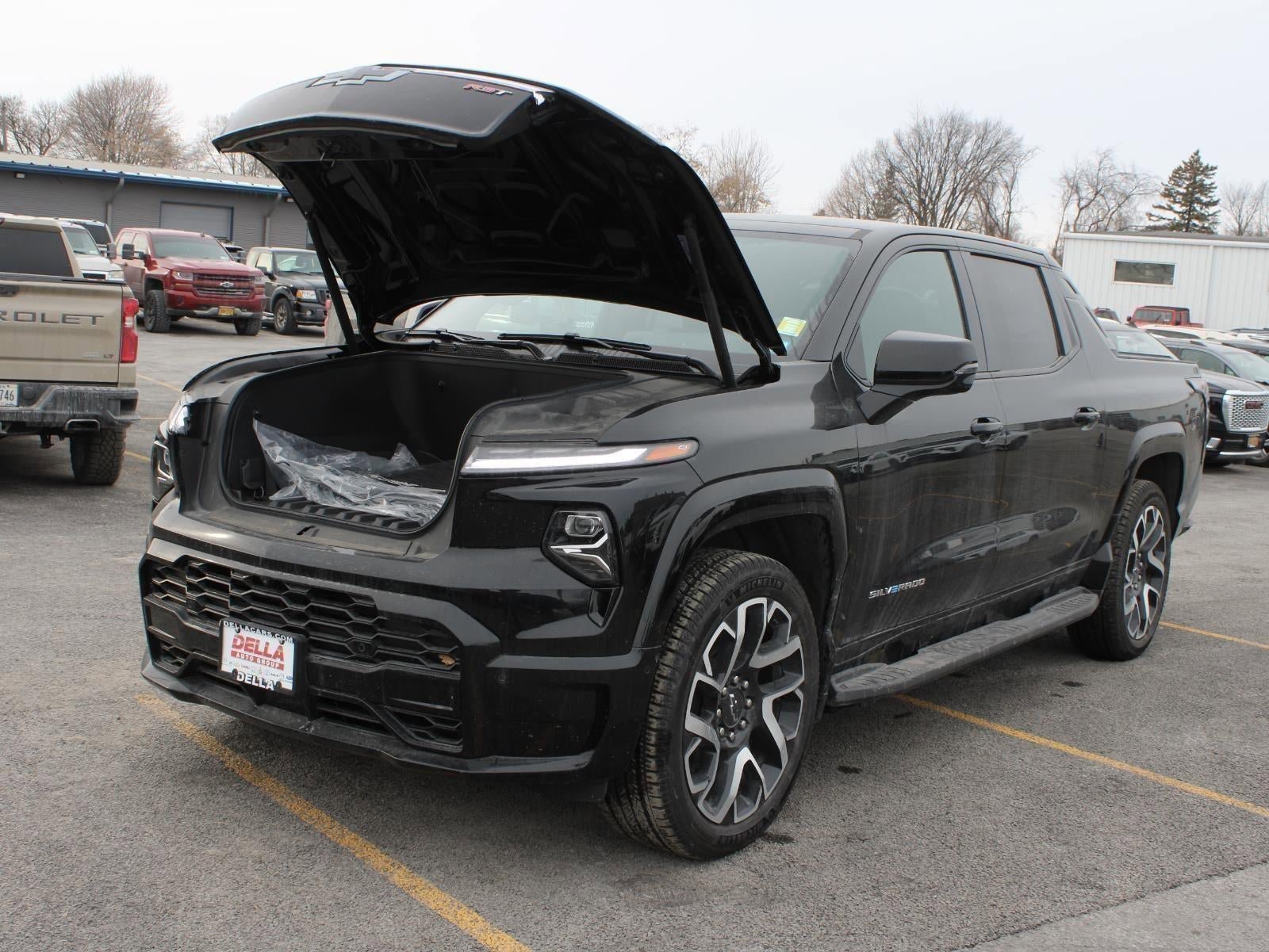 New 2024 Chevrolet Silverado EV RST image 77