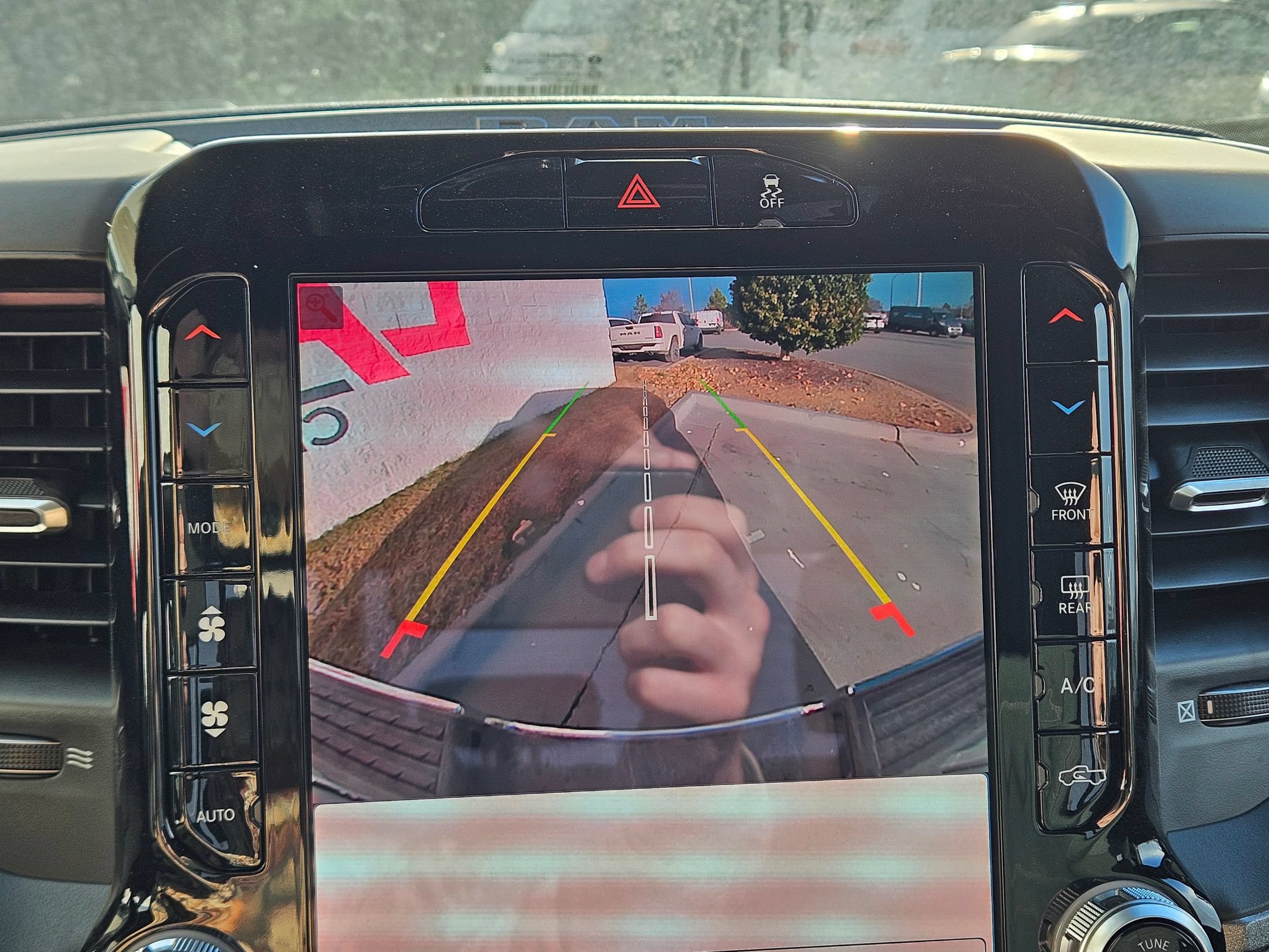 New 2026 RAM 2500 Tradesman AWD/4WD image 27