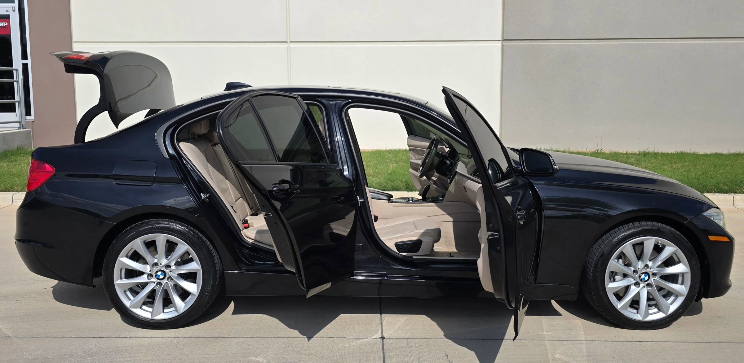 Used 2012 BMW 335i Sedan RWD image 13