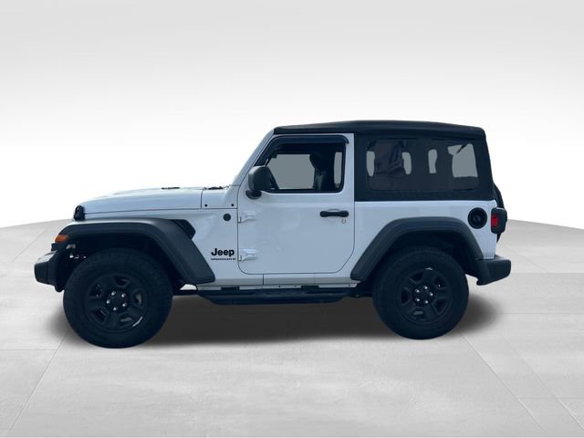 Used 2025 Jeep Wrangler Sport image 2