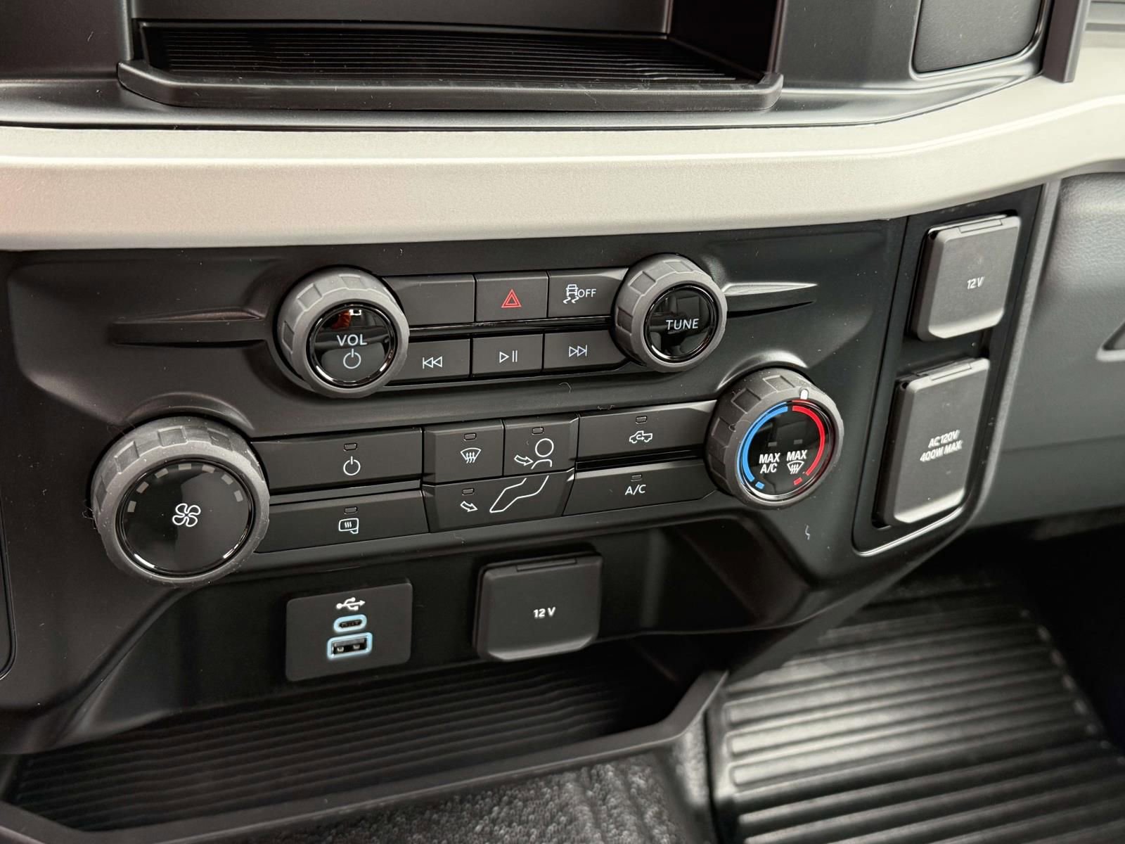 New 2026 Ford F250 XL w/ XL Off-Road Package image 15