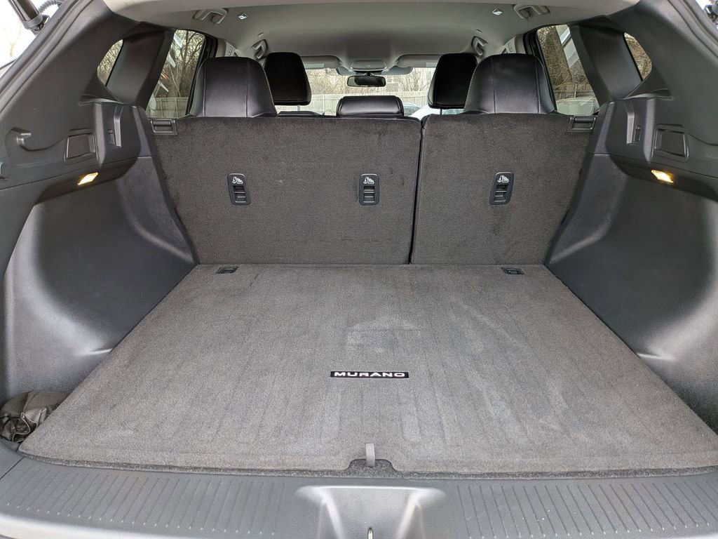 Used 2025 Nissan Murano SV image 18