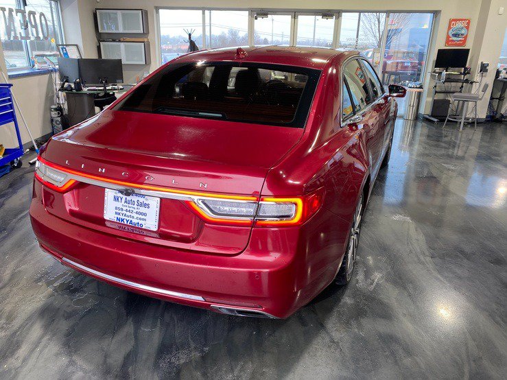 Used 2018 Lincoln Continental Premiere FWD image 8