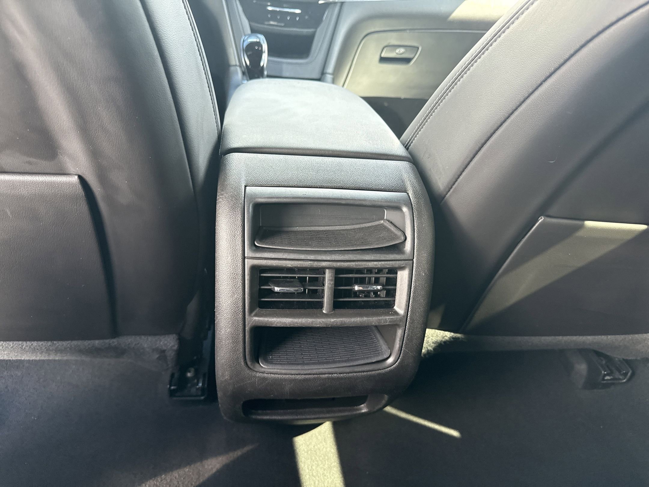 Certified 2024 Cadillac XT5 Premium Luxury image 28