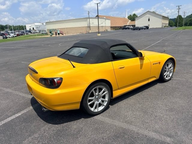 Used 2004 Honda S2000 image 5