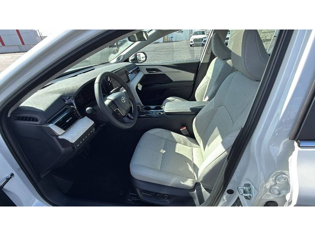 New 2026 Toyota Camry XLE image 28