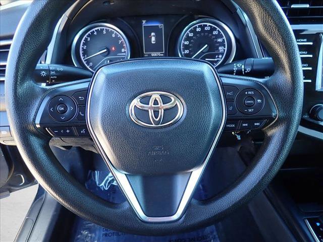 Used 2019 Toyota Camry LE image 12