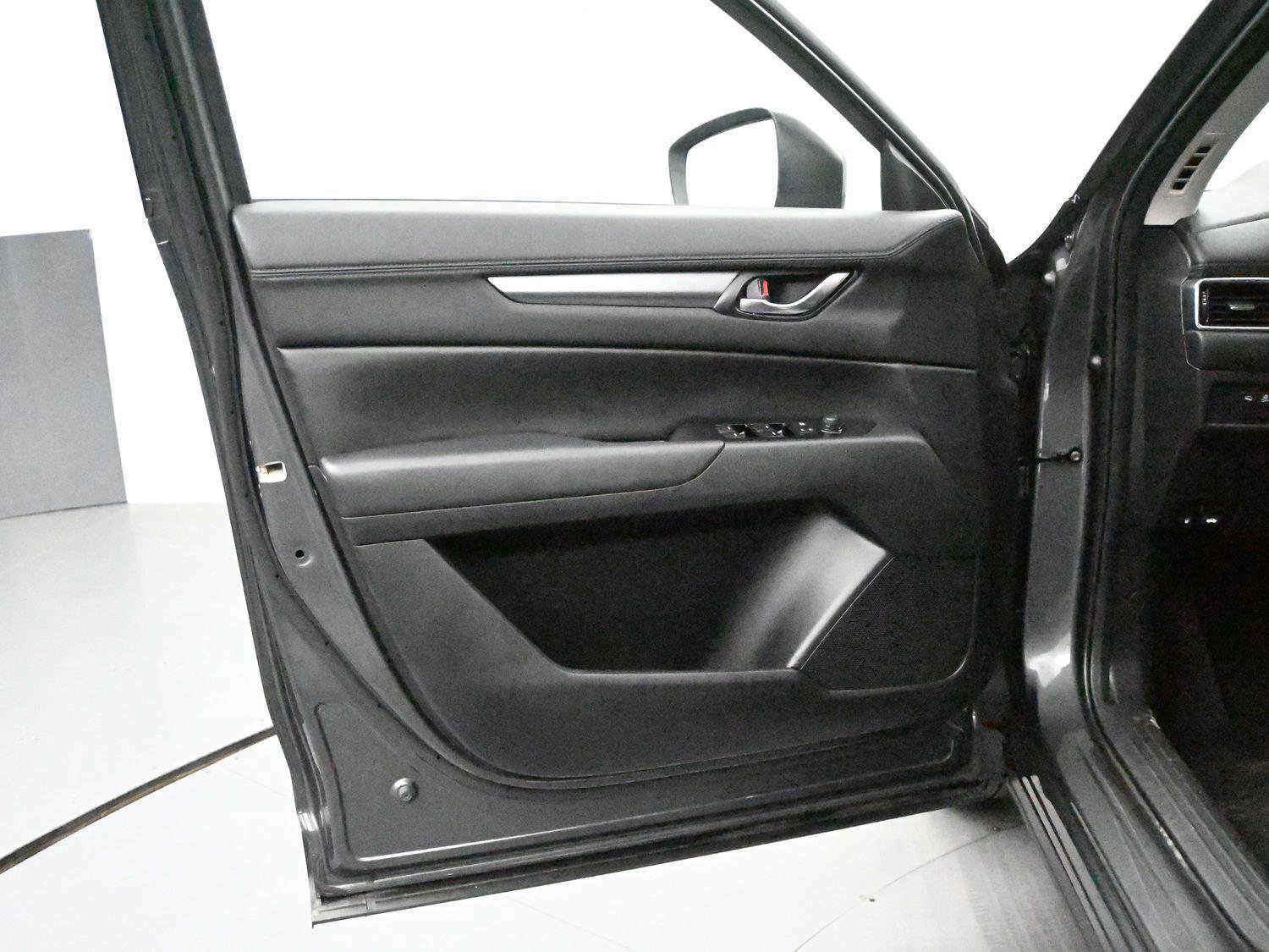 Used 2021 MAZDA CX-5 Touring AWD/4WD image 11