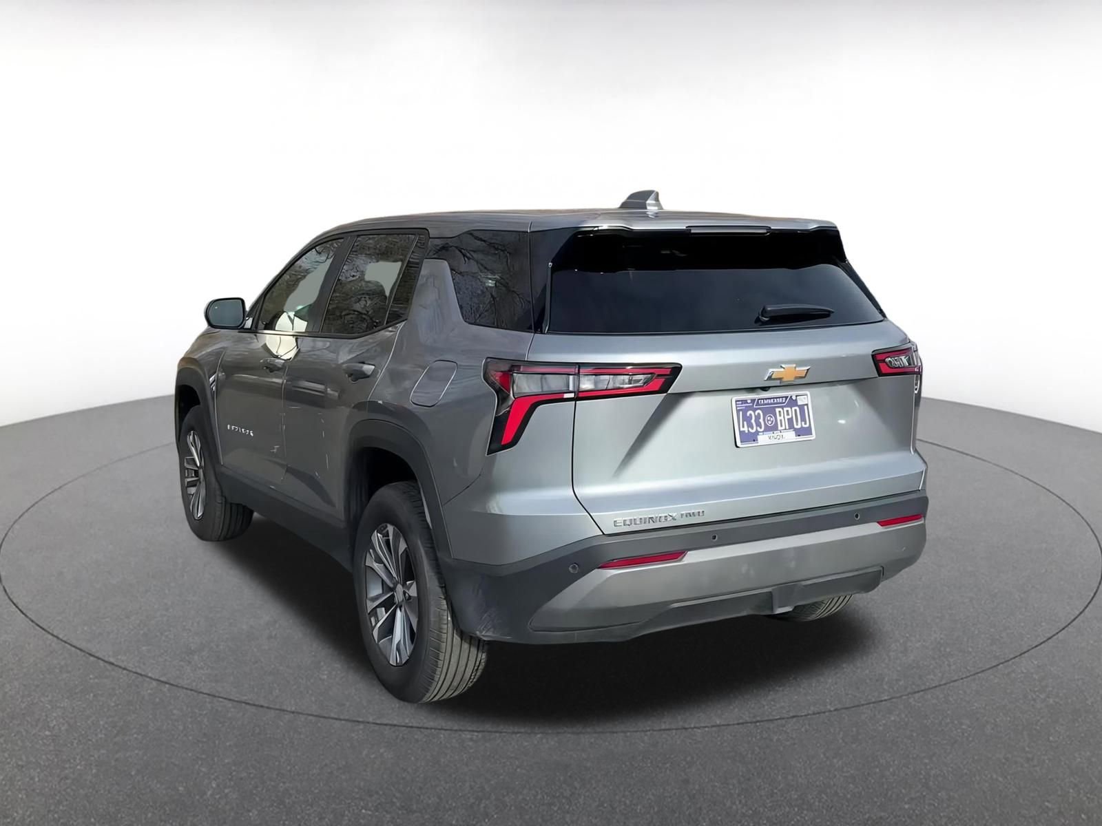 Used 2025 Chevrolet Equinox LT image 11