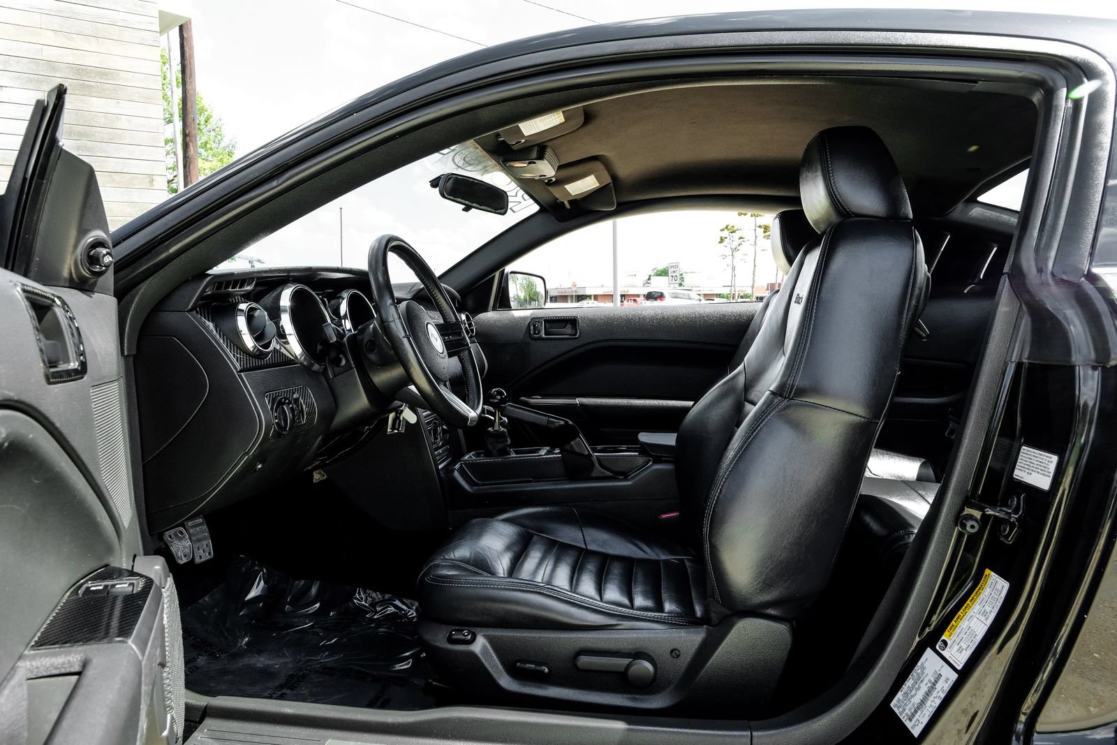 Used 2007 Ford Mustang GT RWD image 25