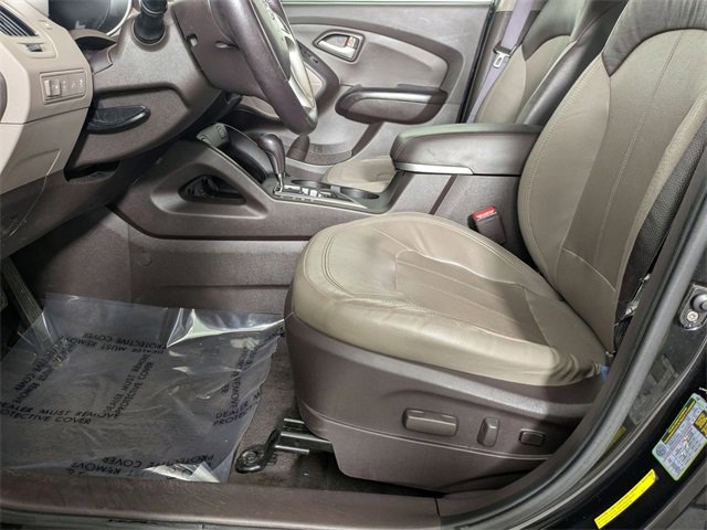 Used 2013 Hyundai Tucson Limited w/ Premium Pkg image 10