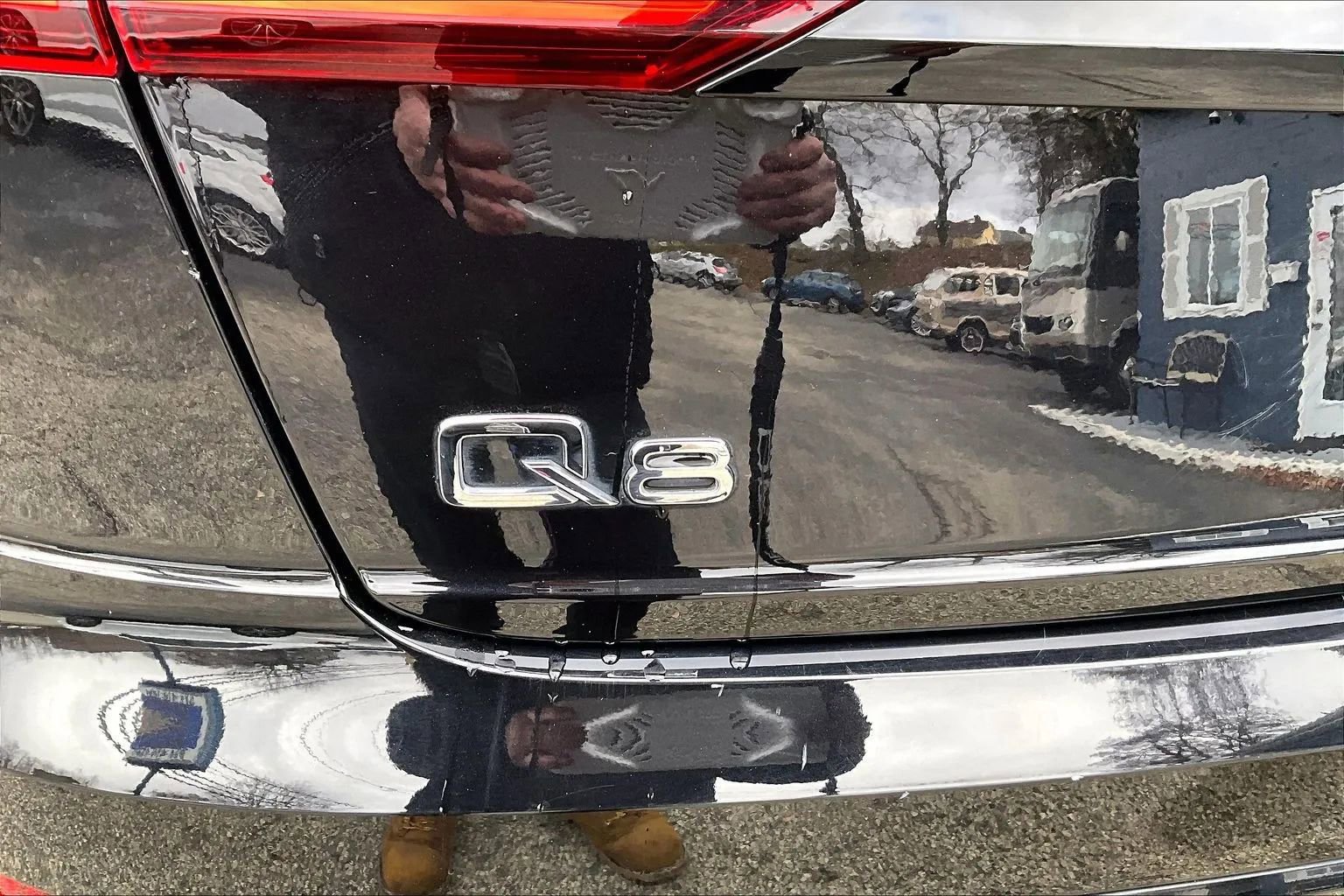 Used 2019 Audi Q8 Premium image 8