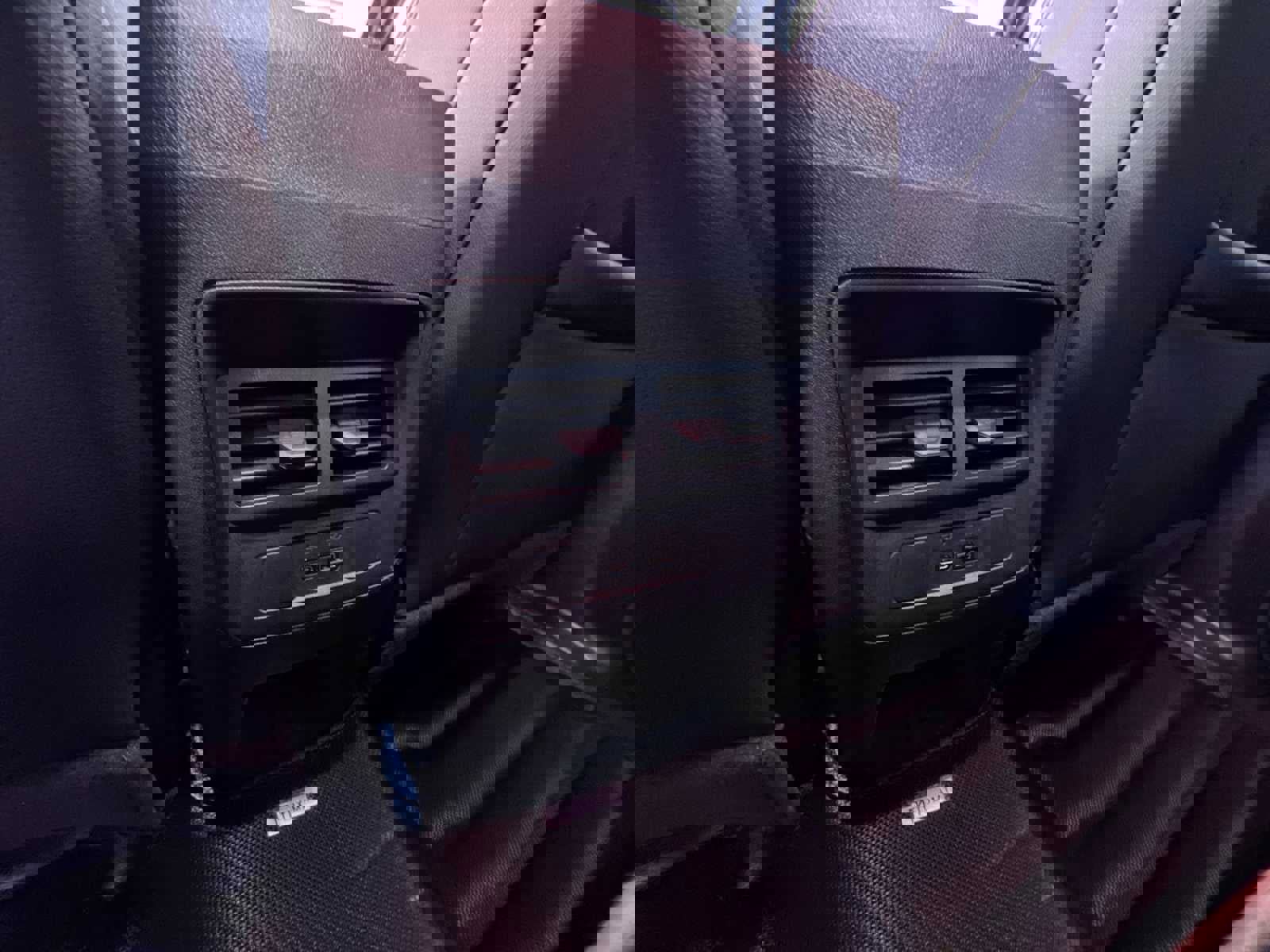 Used 2024 GMC Canyon AT4 w/ AT4 Premium Package image 40