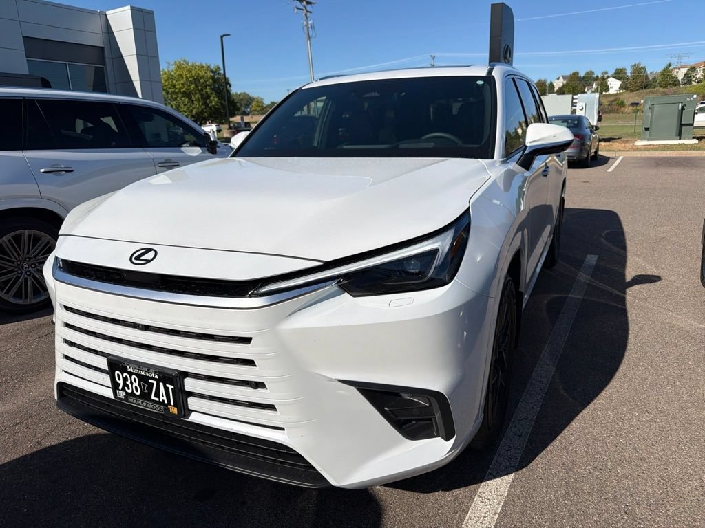 Used 2026 Lexus TX 350 AWD w/ Technology Package image 4