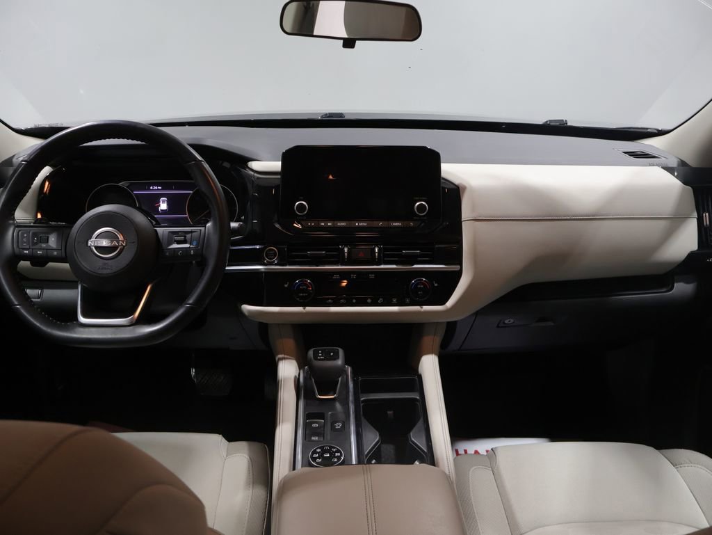 Used 2023 Nissan Pathfinder SV w/ Cargo Package image 16