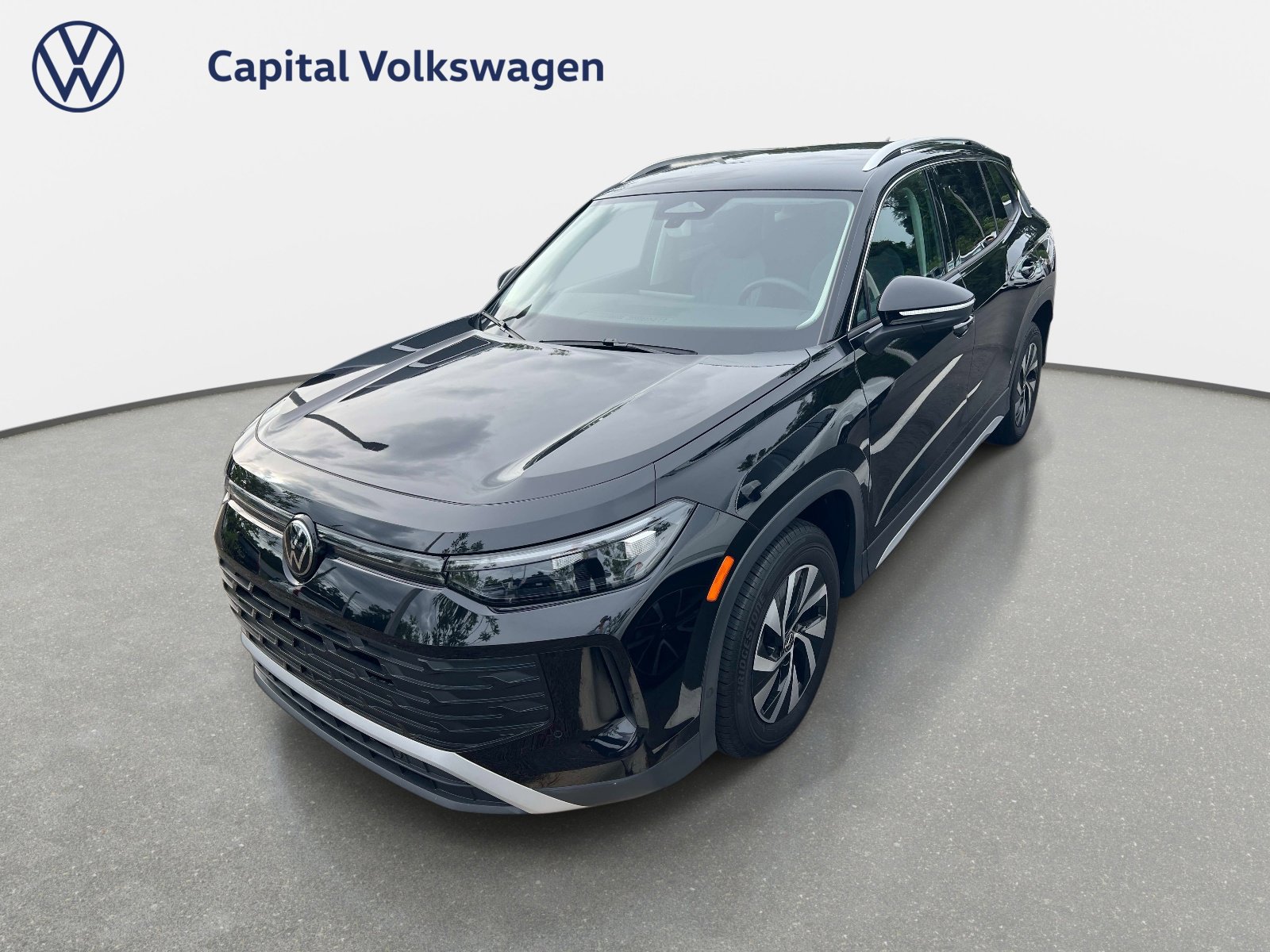 Used 2025 Volkswagen Tiguan S