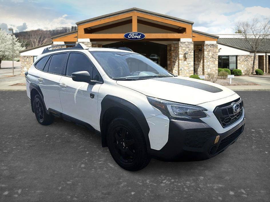 Used 2024 Subaru Outback Wilderness AWD/4WD image 3