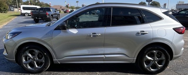 Used 2023 Ford Escape ST-Line w/ Tech Pack #1 image 5