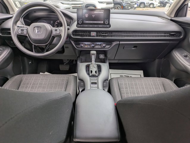 Used 2025 Honda HR-V LX image 18