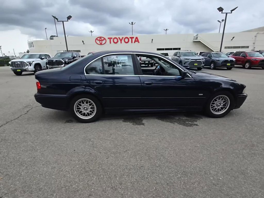 Used 2001 BMW 525i Sedan image 4