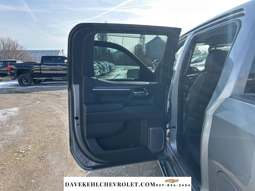 Used 2023 Chevrolet Silverado 1500 High Country w/ Technology Package image 21