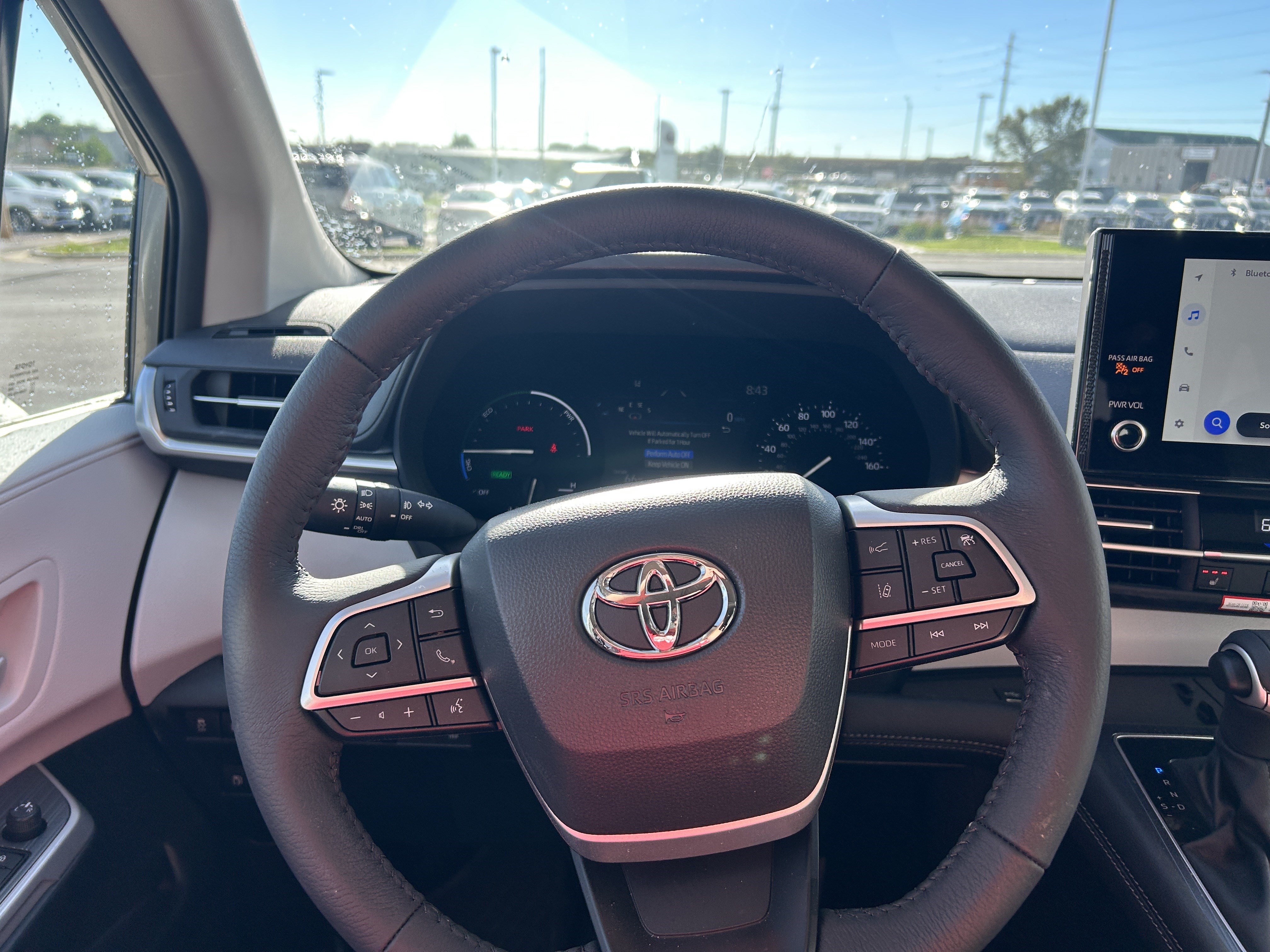 Used 2026 Toyota Sienna XLE AWD/4WD image 17