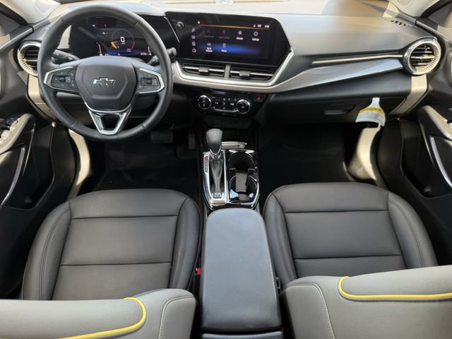 Certified 2025 Chevrolet Trax ACTIV FWD image 12