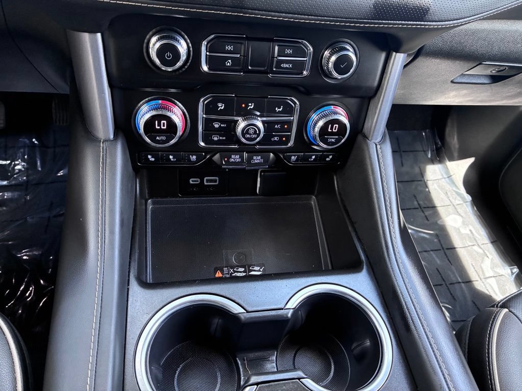 Used 2024 GMC Yukon SLT RWD image 27