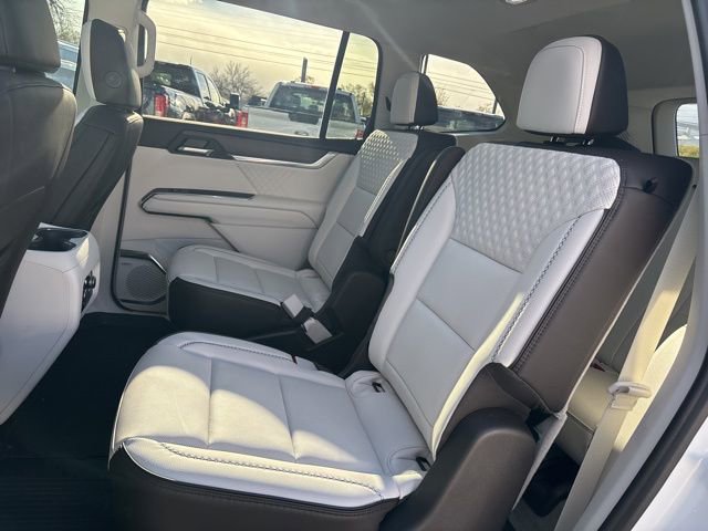 Used 2026 GMC Acadia Denali w/ Super Cruise Package image 31