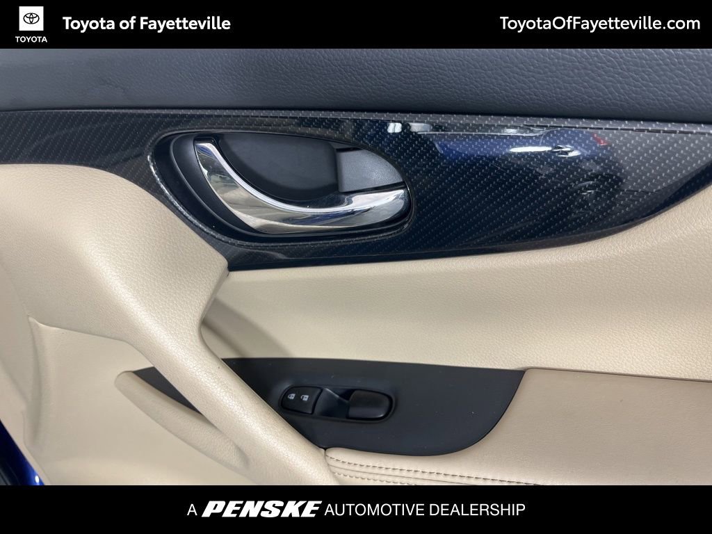 Used 2018 Nissan Rogue SL image 20