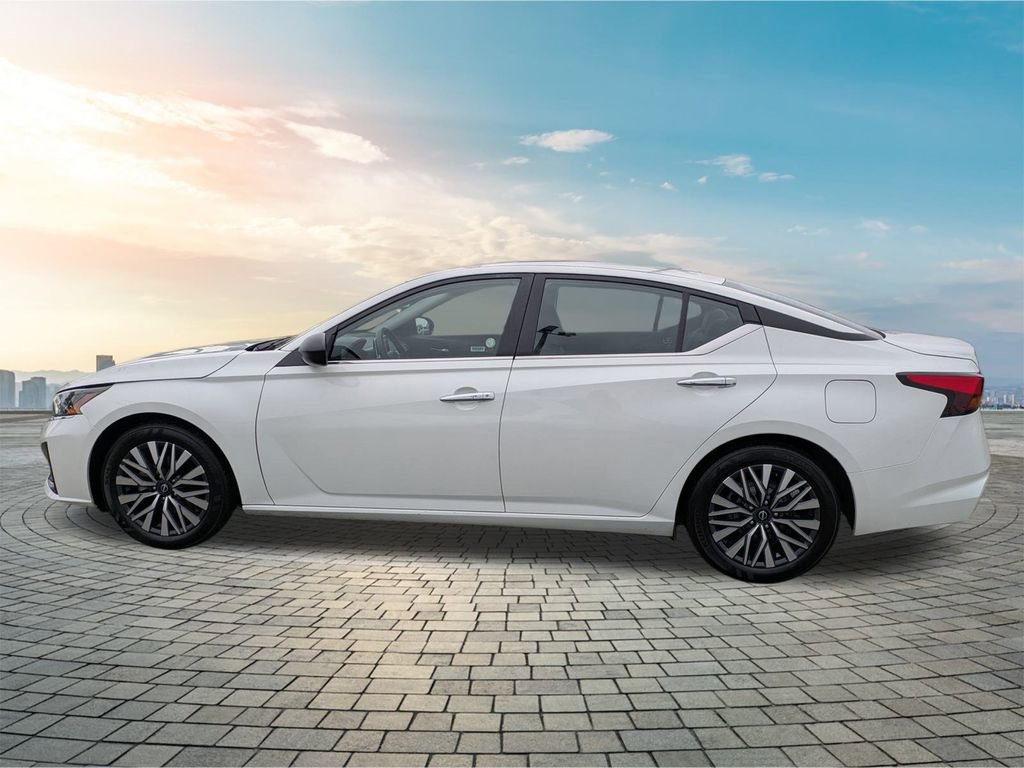 Certified 2024 Nissan Altima 2.5 SV image 8