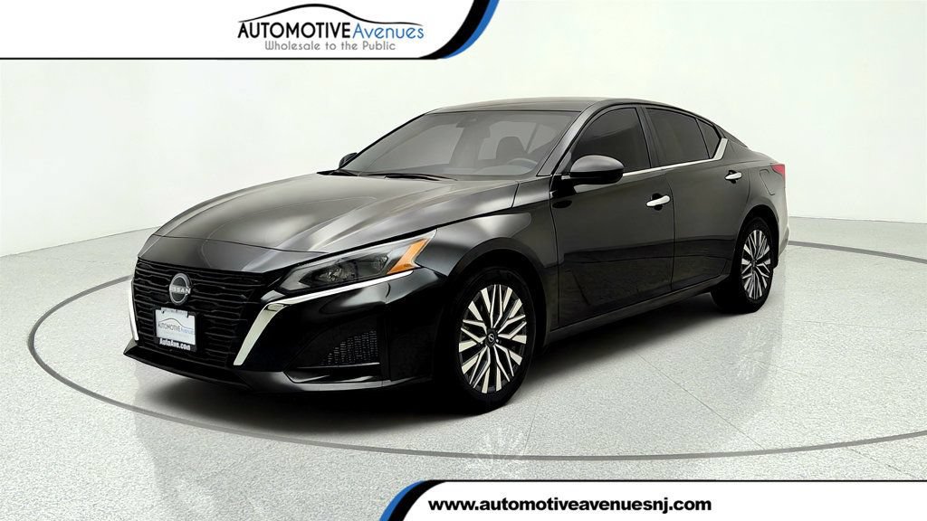 Used 2024 Nissan Altima 2.5 SV AWD/4WD video 1