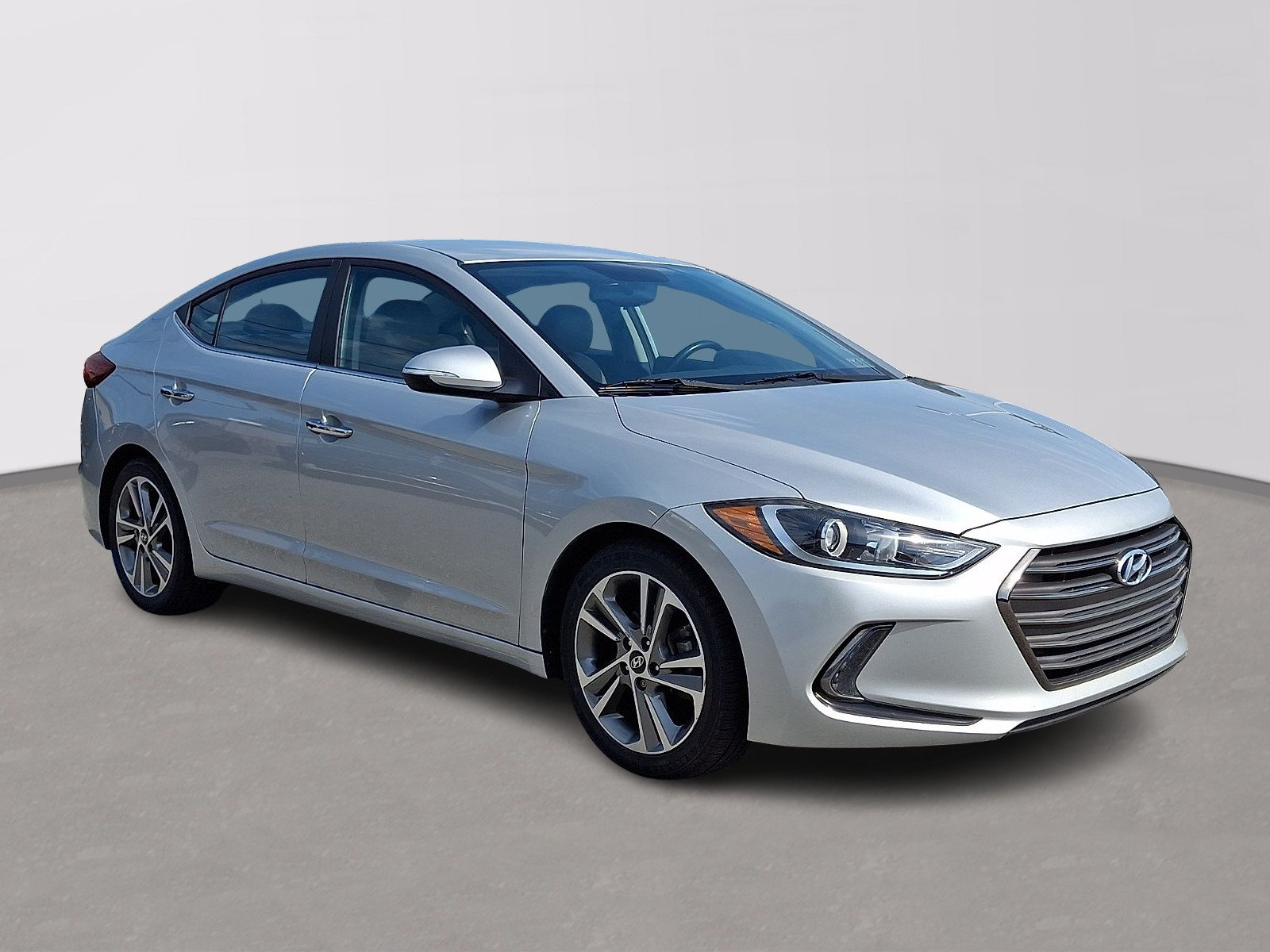 Used 2017 Hyundai Elantra Limited FWD image 3