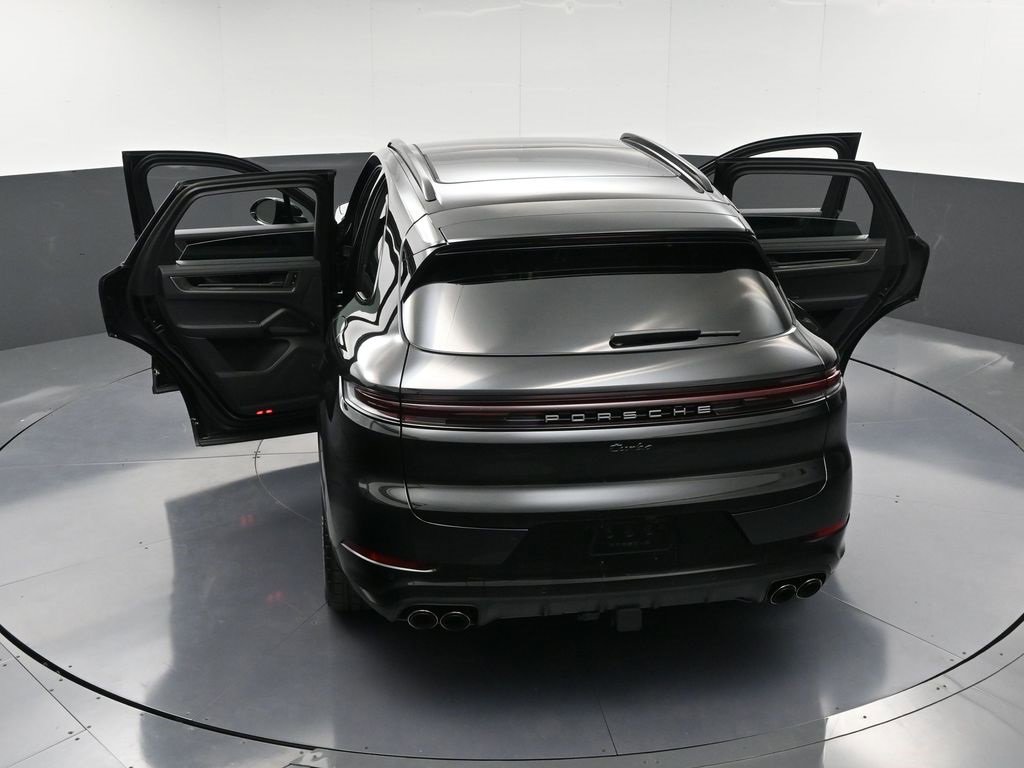 New 2026 Porsche Cayenne Turbo image 37