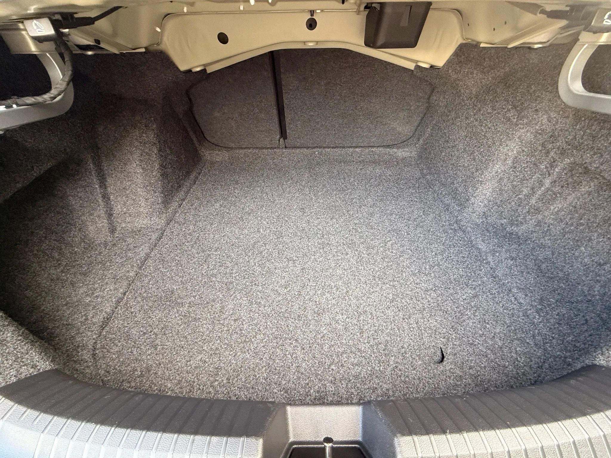 Used 2025 Volkswagen Jetta SE image 69